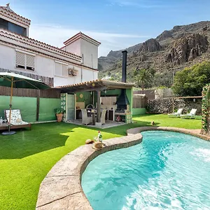 Con Piscina Privada Temisas